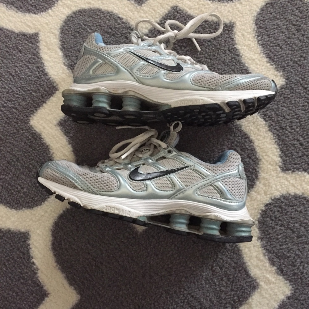 Nike Shox - size 5.5
